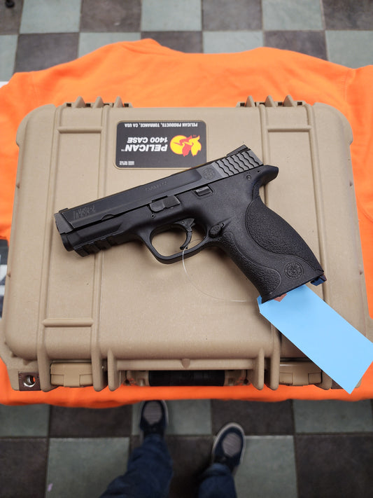 Smith and Wesson M&P 9